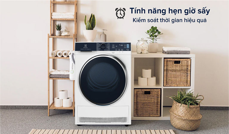 Máy sấy bơm nhiệt Electrolux 8 kg EDH803Q7WB