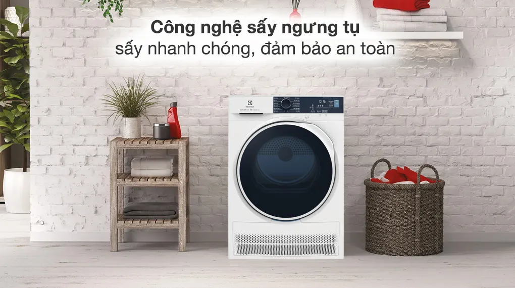 máy sấy ngưng tụ Electrolux EDC804P5WB