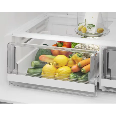 Tủ lạnh Electrolux 4 cánh EQE4955A-B