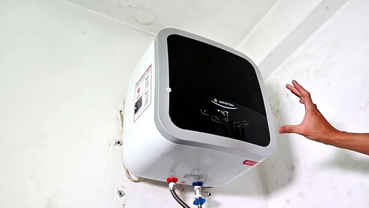 sửa bình nóng lạnh ariston