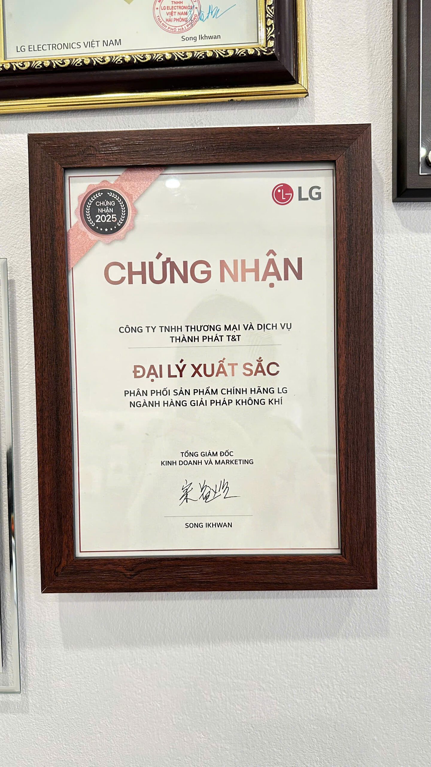 mua điều hòa LG ở Hà Nội