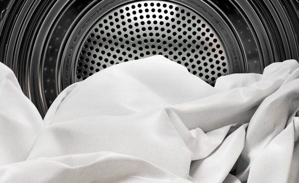 Máy sấy bơm nhiệt Electrolux 8 kg EDH803J5SCR